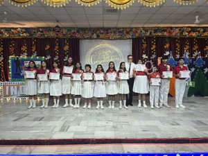 The Lucknow Public Collegiate Gallery 11