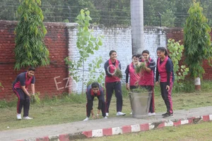 The Oxford Academy Gallery 9