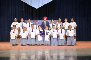 Vidya Devi Jindal School Gallery 16