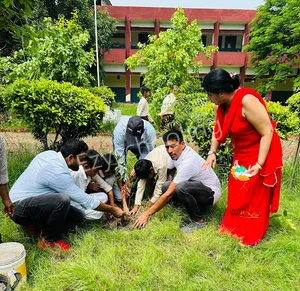 Deen Bandhu Public School Gallery 4