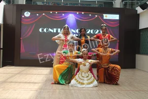 MRG School Gallery 16