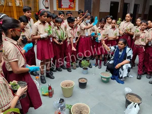 Navjeevan Model Public School Gallery 8