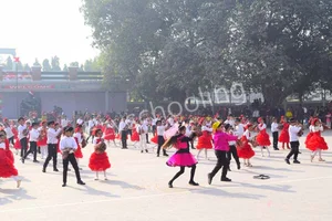 J.D. Tytler School Gallery 119