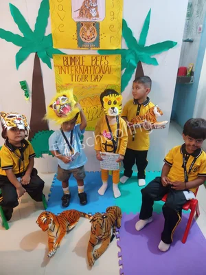 Bumble Bees Gallery 10