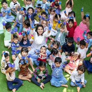 The Earth School Gallery 17