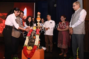 Base PU College Gallery 10