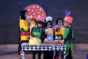 Capstone High Gallery 26