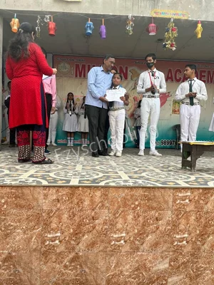 Milton Academy Gallery 16