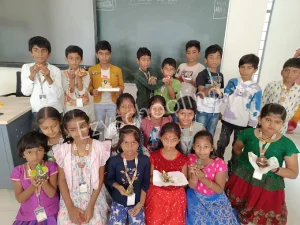 Iris Florets World School Gallery 5