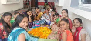 Iris Florets World School Gallery 4