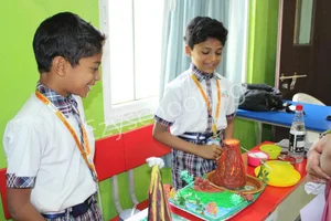 Laurus - The Universal School Gallery 12