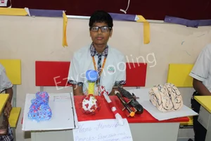 Laurus - The Universal School Gallery 16