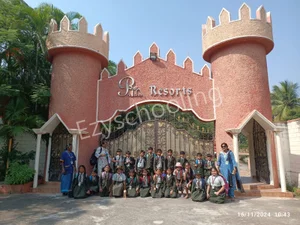 Oakwood International School Gallery 21