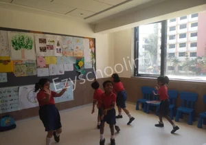 Radcliffe International - IB & IGCSE School Gallery 7