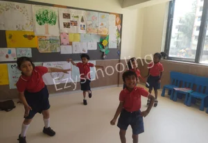 Radcliffe International - IB & IGCSE School Gallery 6