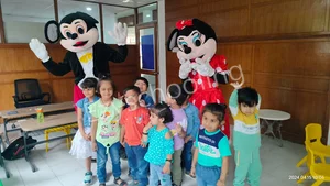 Radcliffe School Gallery 2