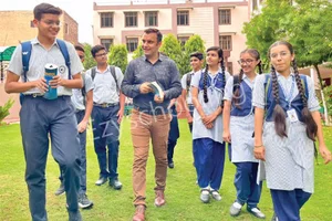 S D Memorial Sr. Sec. School Gallery 4