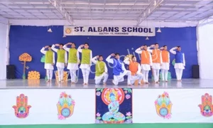 St. Albans School Gallery 19