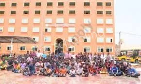 Sanabil English High School Gallery 7