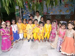 Yamuna Vihar Kindergarten School Gallery 6