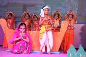 Rich Harvest Public School Gallery 14