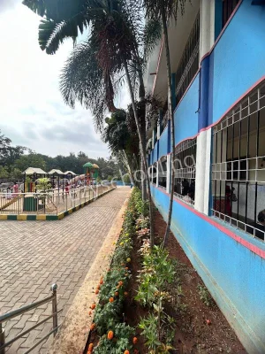 Holy Cross School Gallery 4