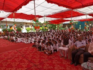 Shri Sanatan Dharam Saraswati Bal Mandir Sr Sec School Gallery 7