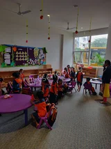Skalvi International School Gallery