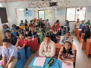 Flying Birds School Gallery