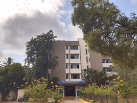 Bharati Vidyapeeth English Medium School, Erandwane, Pune School Building
